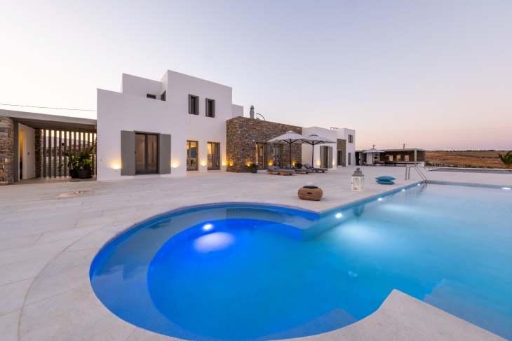 paros-luxury-villas-suites5-goldenbayparos